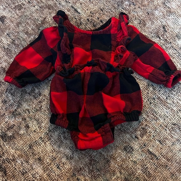 Old Navy Buffalo Plaid One Piece Size 0-3 Months - Picture 1 of 2